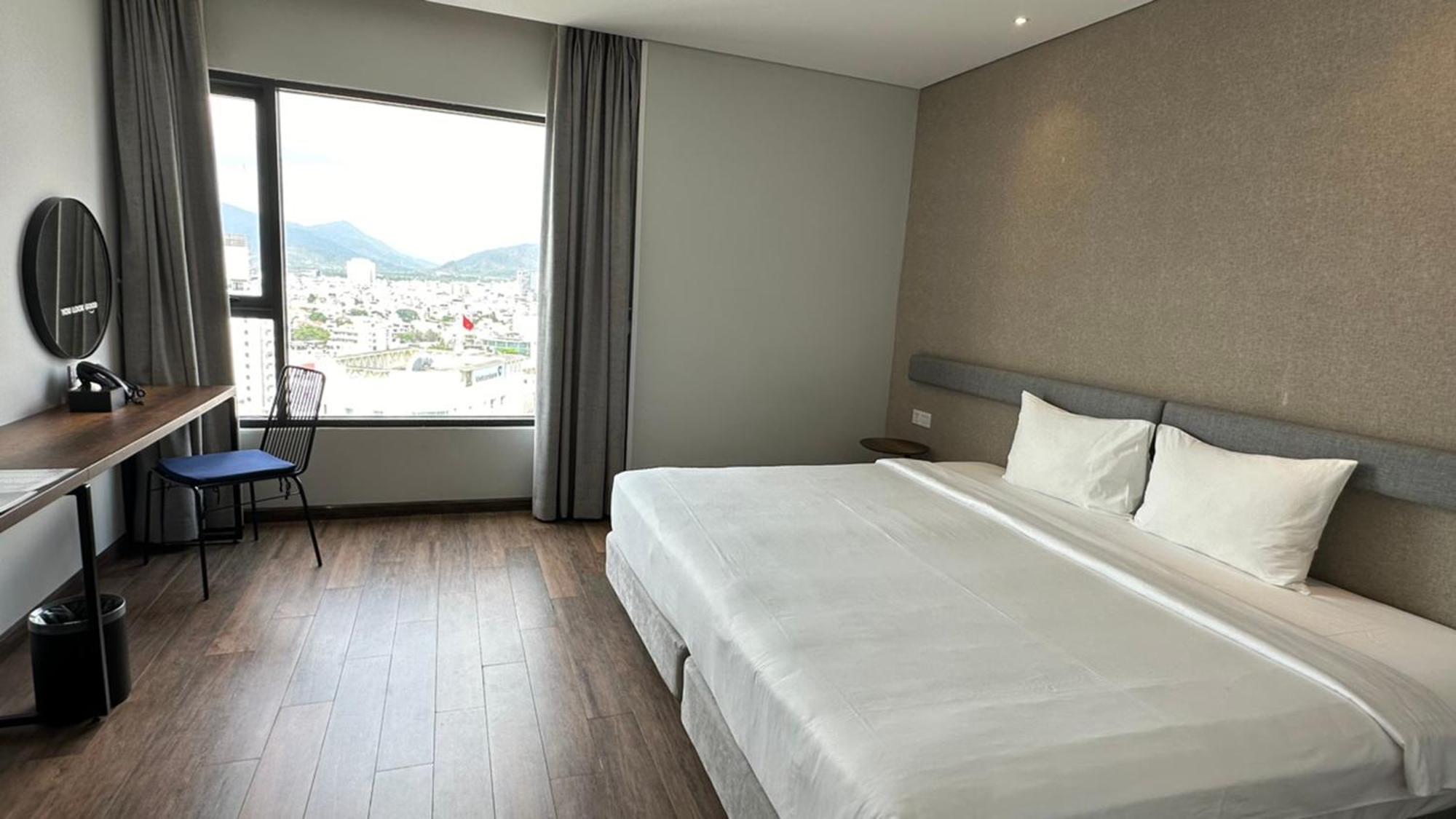Em Oi Boutique Hotel На Транг Екстериор снимка